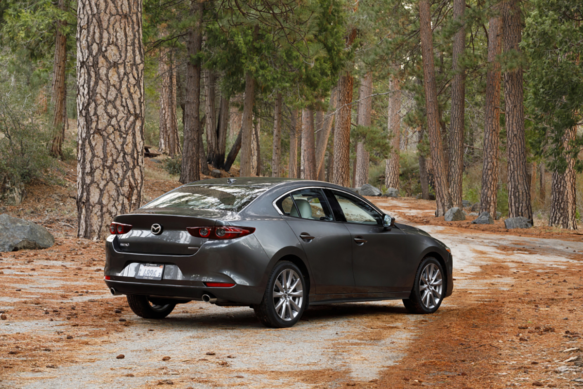 19-Mazda-Mazda3-Sedan