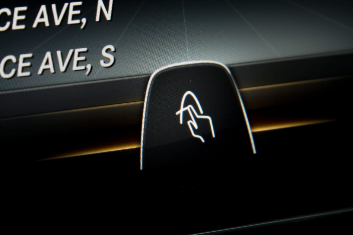 15Mercedes-Benz_C300_CARSCOM_ES_69.jpg
