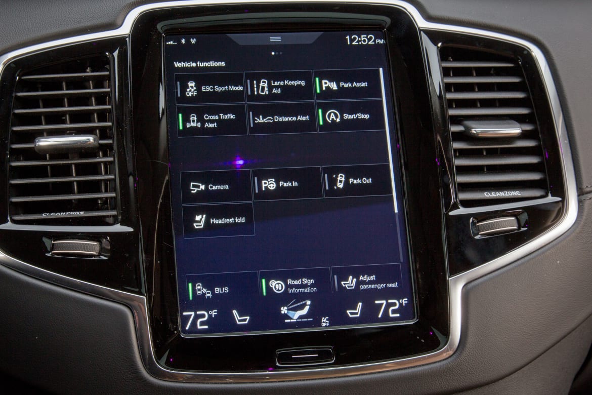 16Volvo_XC90_ES.jpg