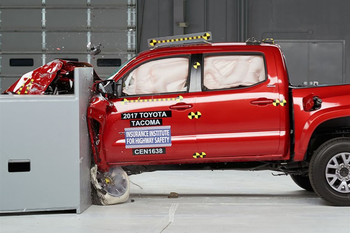 Iihs Safety Ratings >> 4 Trucks Earn Good Safety Ratings From Iihs News Cars Com Iihs Safety Ratings >> 4 Trucks Earn Good Safety Ratings From Iihs News Cars Com