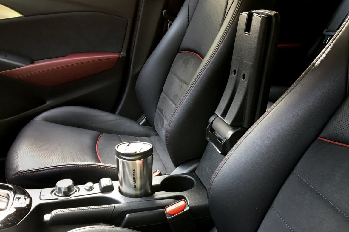 Cupholder or Armrest? The Mazda CX3 Makes You Choose News