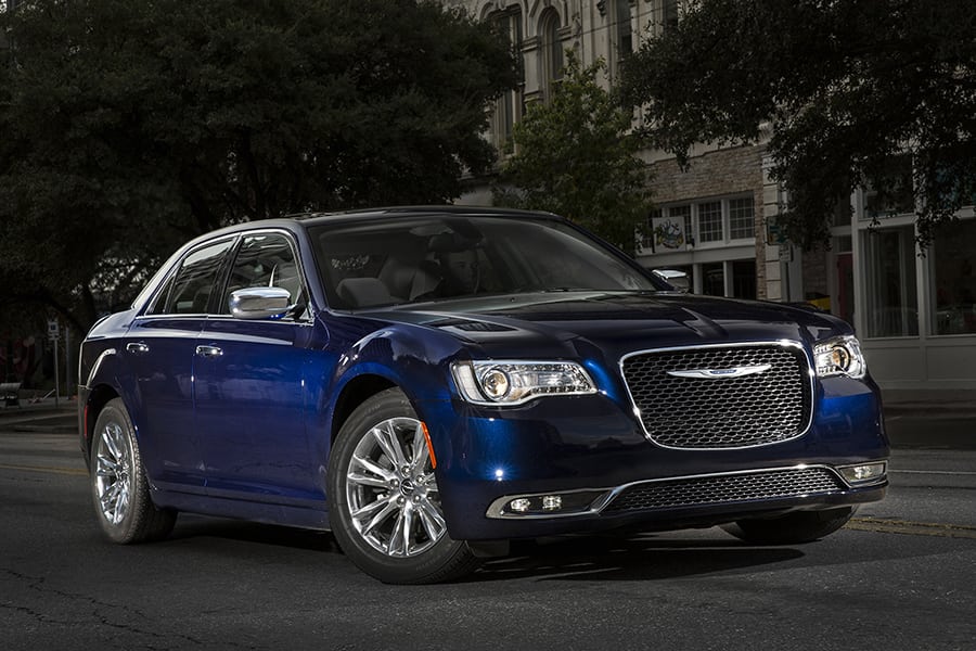 2015 Chrysler 300: What's New | News | Cars.com