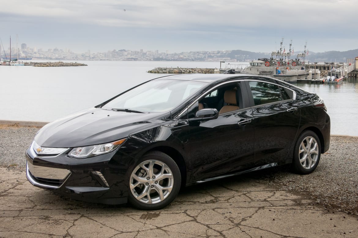 2016 Chevy Cars >> 2016 Chevrolet Volt First Drive News Cars Com 2016 Chevy Cars >> 2016 Chevrolet Volt First Drive News Cars Com