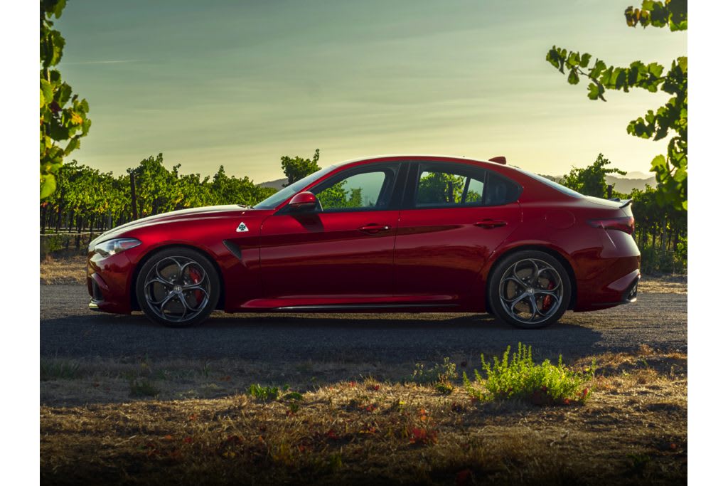 Alfa Romeo Giulia Pricing Here S How It Stacks Up Autotrader
