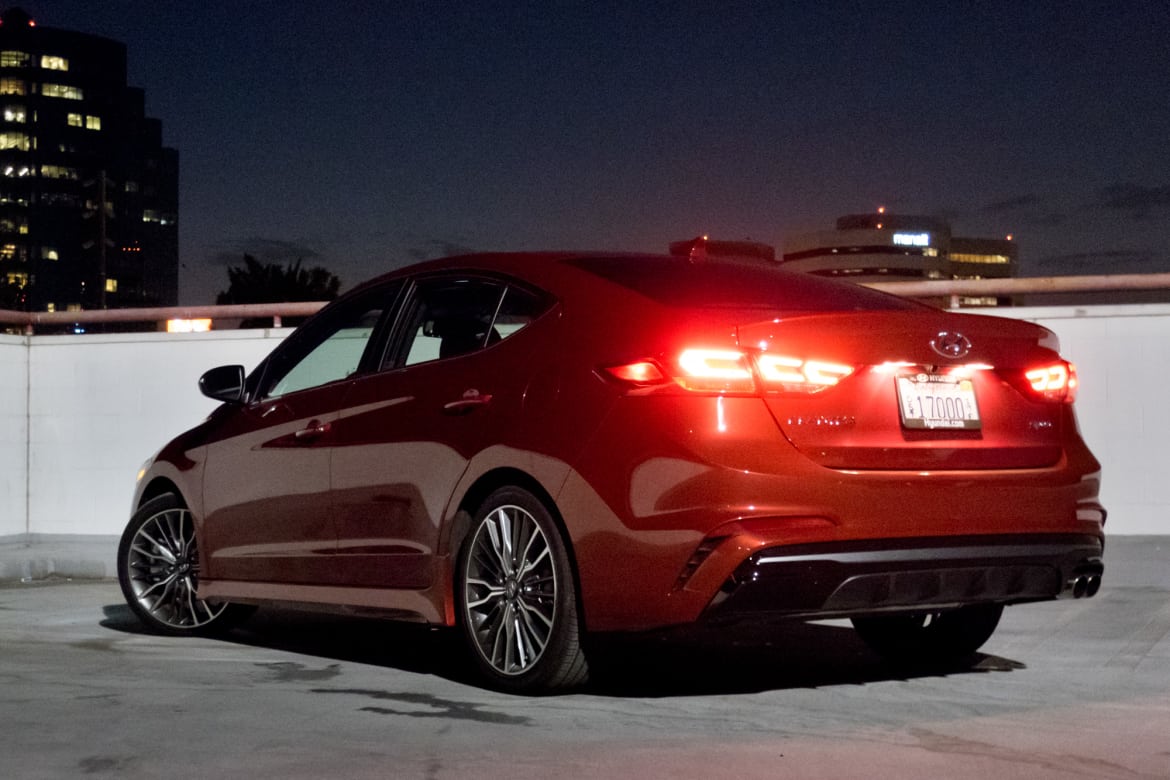 5 Differences: 2017 Hyundai Elantra Sport Vs. 2017 Honda ...
