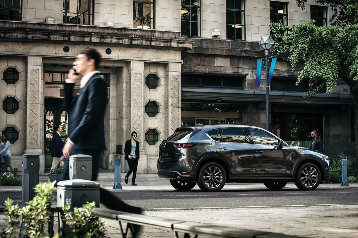19_Mazda_CX-5_Signature_Diesel_OEM_2.jpg