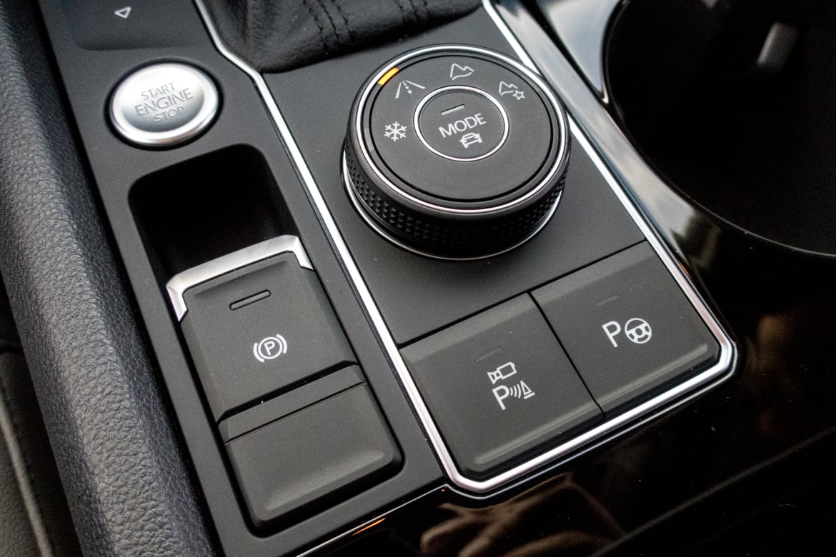 18Volkswagen_Atlas_BW_25.jpg