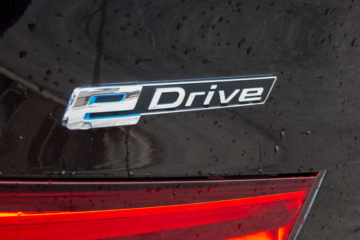 16BMW_X5-xDrive40e_AB_08.jpg