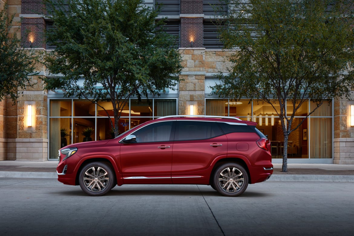 2018-GMC-Terrain-Denali-003.jpg