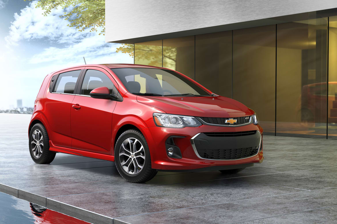 17Chevrolet_Sonic_OEM_5.jpg