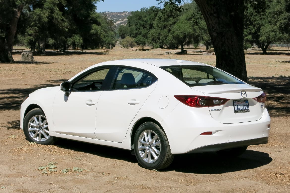 mazda-mazda3-2014-km.jpg