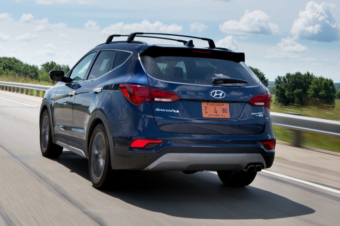 03_17Hyundai_SantaFeSport_SO_ES_03.jpg