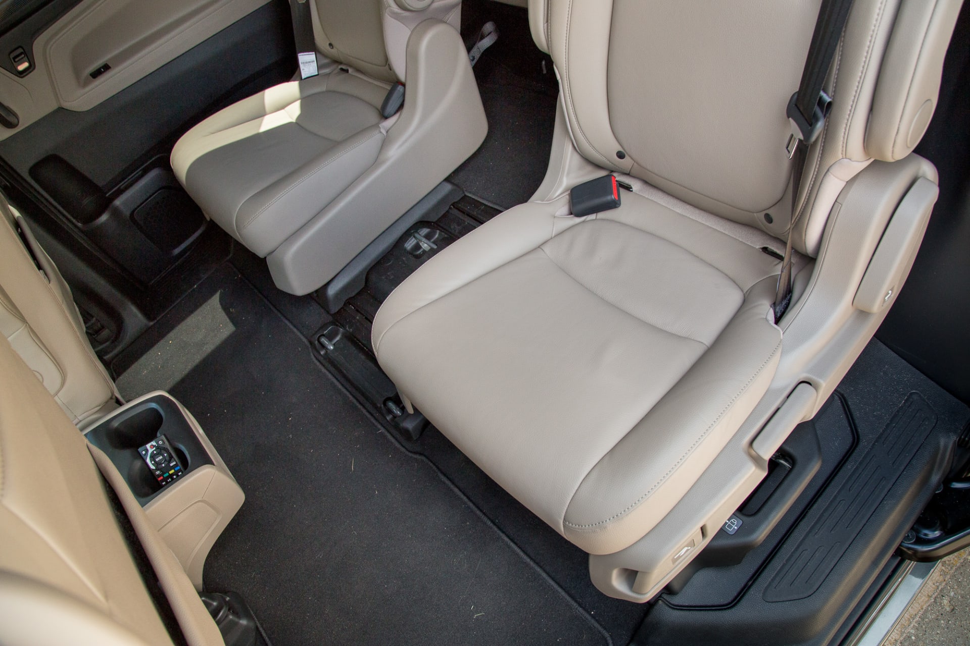 2018 Chrysler Pacifica Vs Honda Odyssey Minivan
